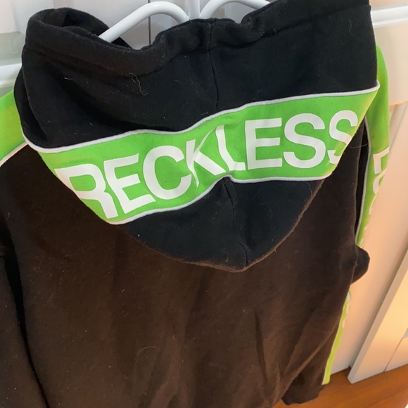 Young Reckless sweater - Picture 3 of 3